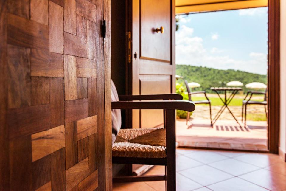 Agriturismo & Cantina Tenuta Casteani Ribolla Екстериор снимка